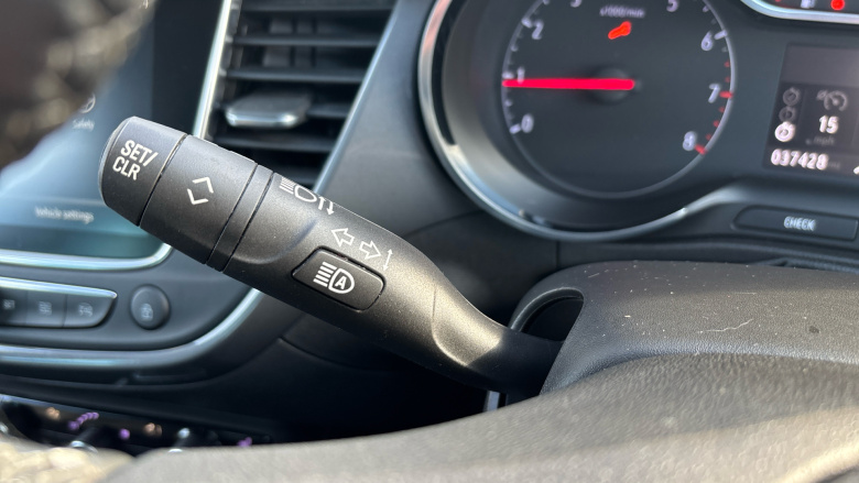 Vauxhall Crossland 1.2 Turbo Ultimate 5dr Petrol Hatchback